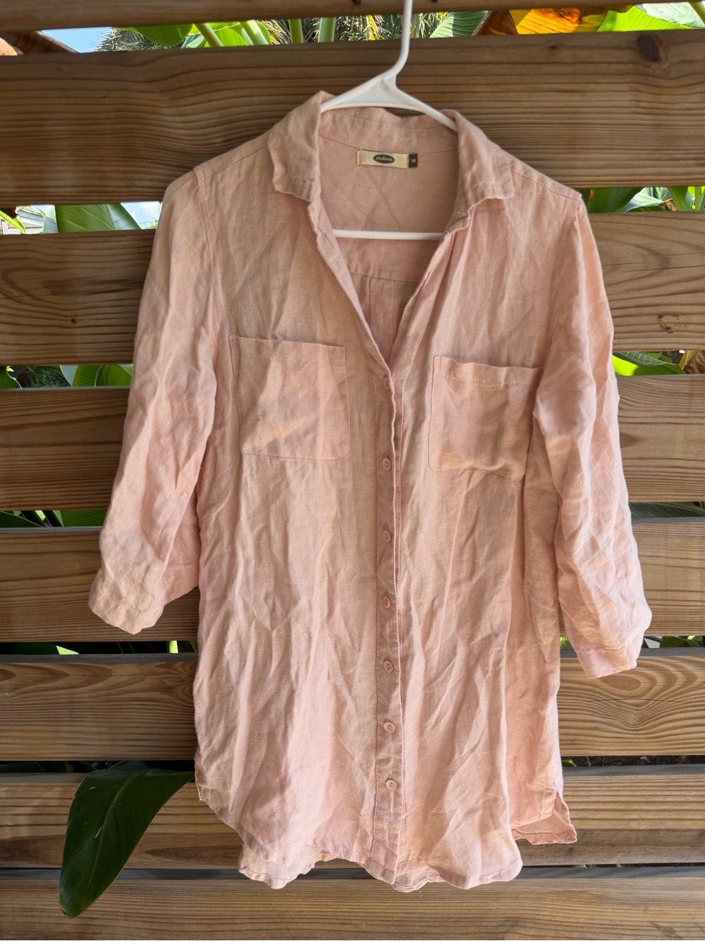 Women's Lightweight Button-Down Shirt in Pale Peach